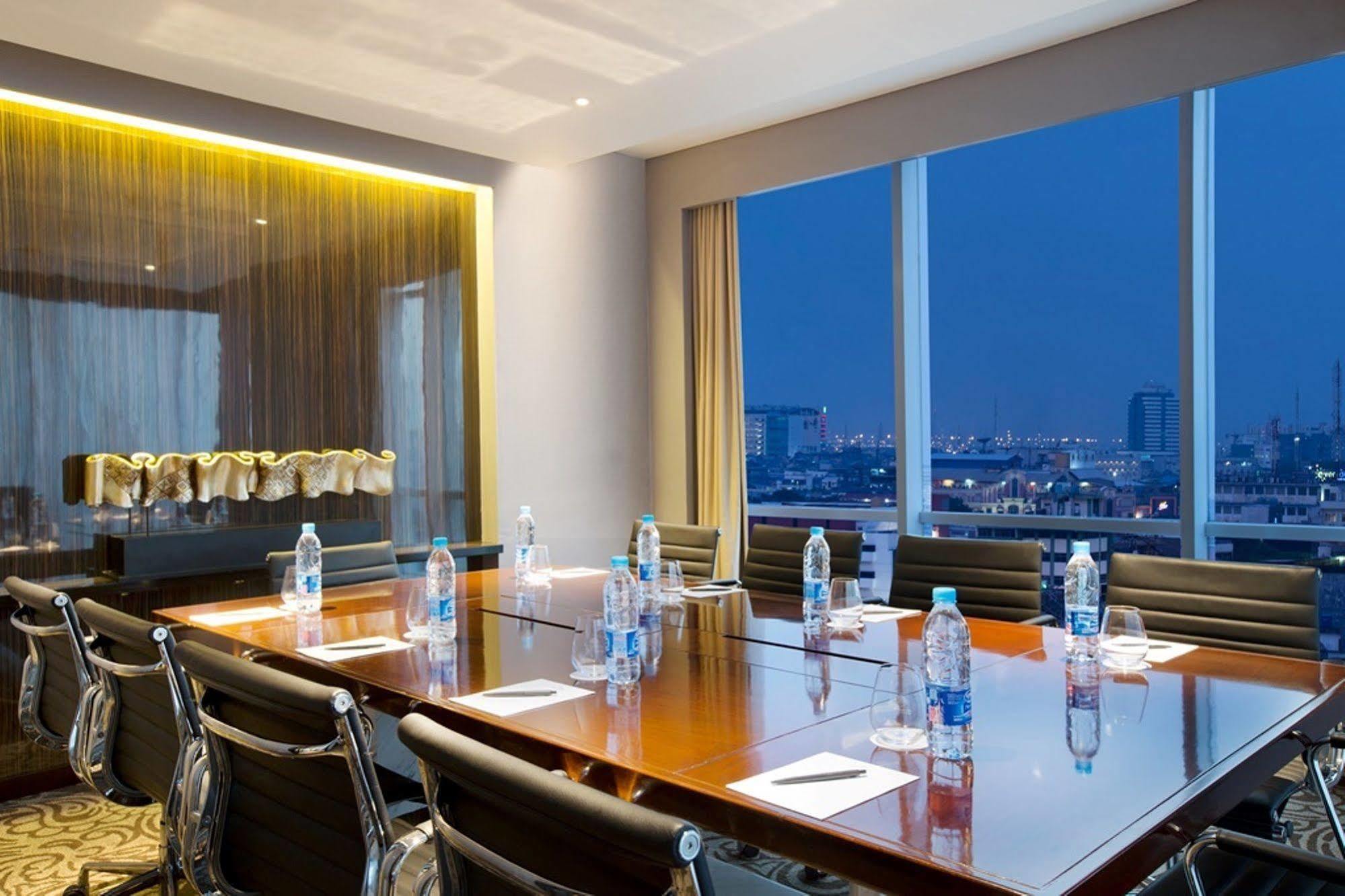Hotel Santika Premiere Hayam Wuruk Jakarta Exteriér fotografie