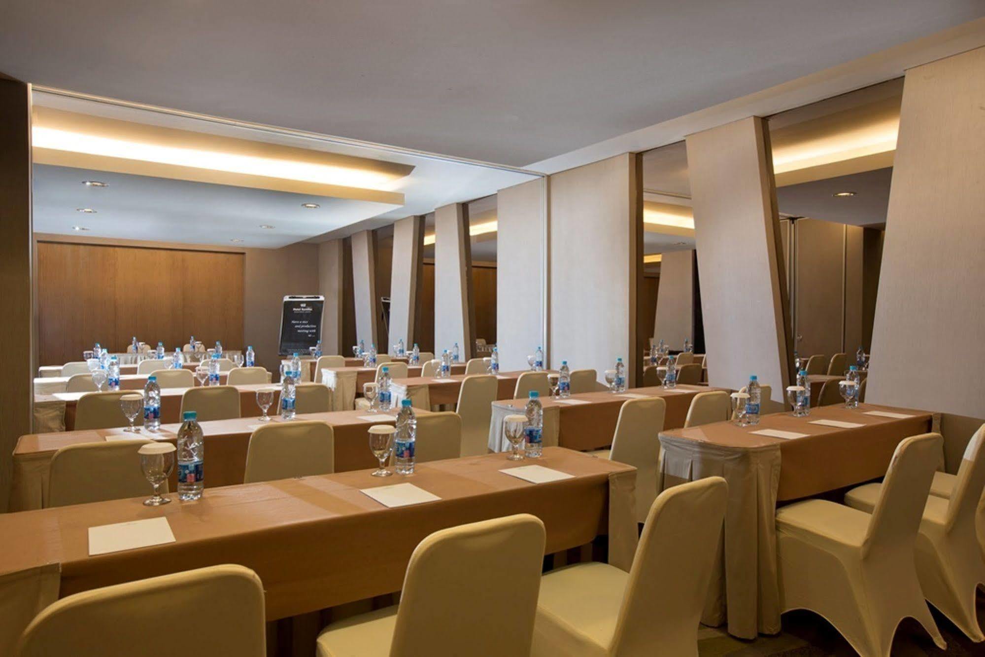 Hotel Santika Premiere Hayam Wuruk Jakarta Exteriér fotografie